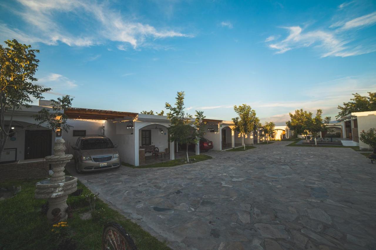 Hotel Posada Las Nubes Parras de la Fuente Bagian luar foto